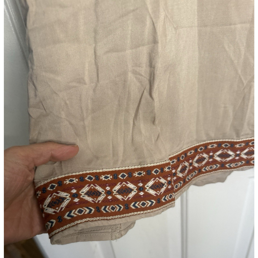 Hayden LA Women’s Medium Beige Sleeveless Boho Shift Dress Embroidered Hem - Picture 4 of 7